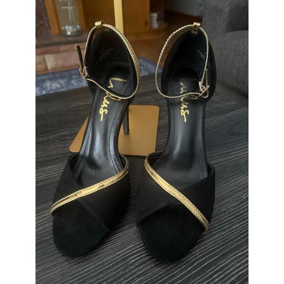 LuLu’s Goldengal Black Suede Ankle-Strap Heels Sz. 7 - Picture 2 of 7